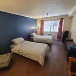 Lovely Double Bed Unit