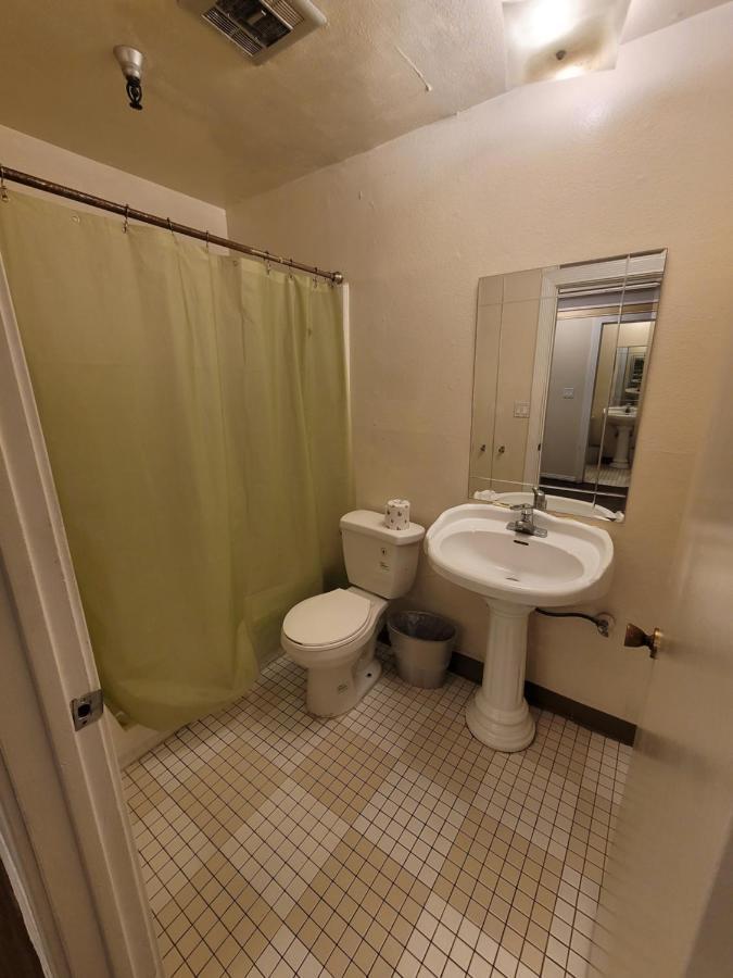 Hotel Lovely Double Bed Unit